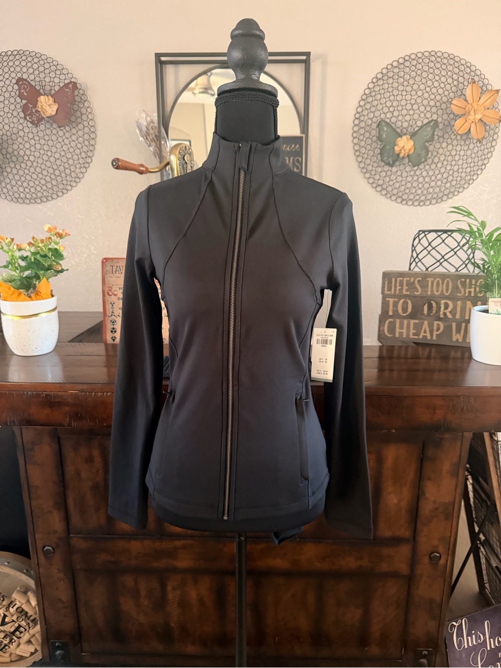 Gilly Hicks Techarge Black Full-Zip Performance Jacket